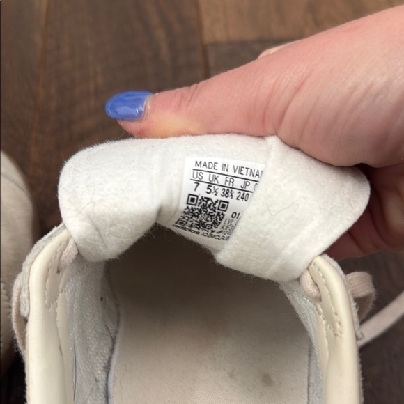 Adidas Gazelle Sneakers - Picture 3 of 6